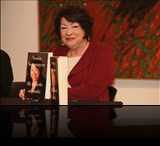 Presentación oficial en Puerto Rico del libro "Mi mundo adorado"